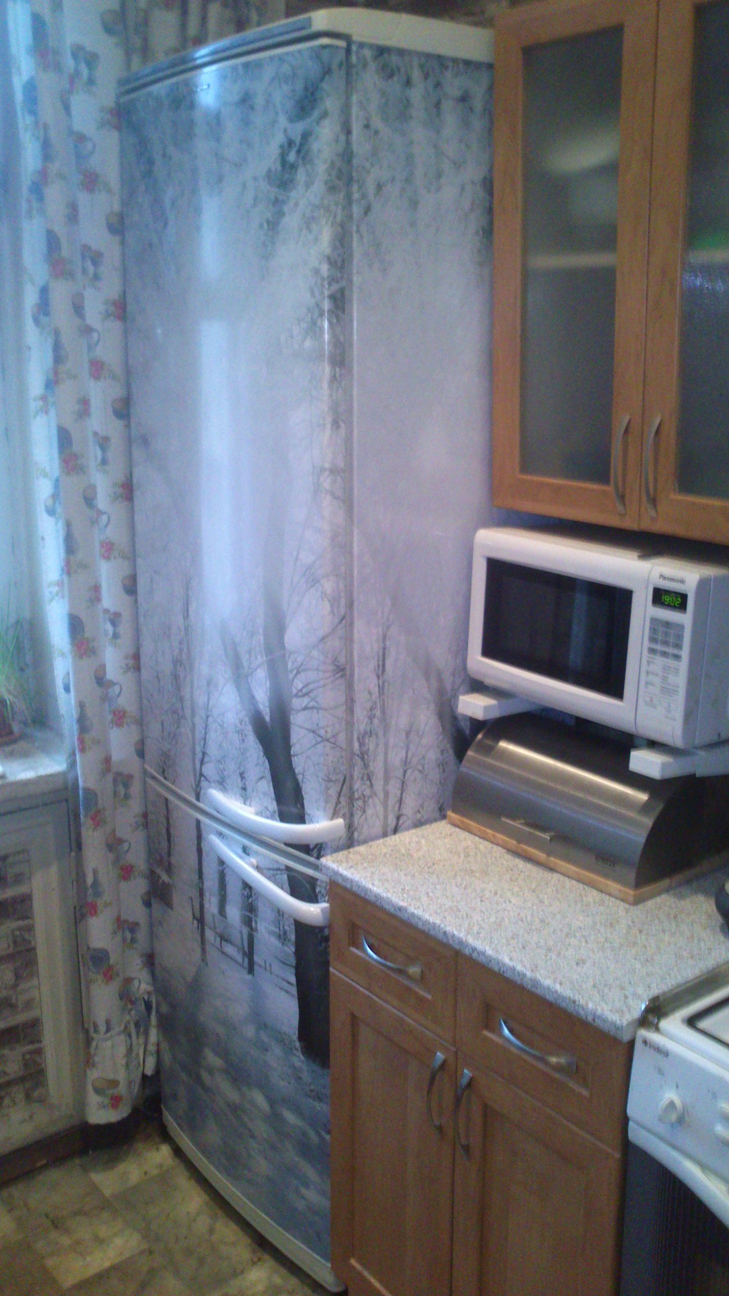 Виниловая наклейка на холодильник Зимний парк http://stickers-fridge.com/